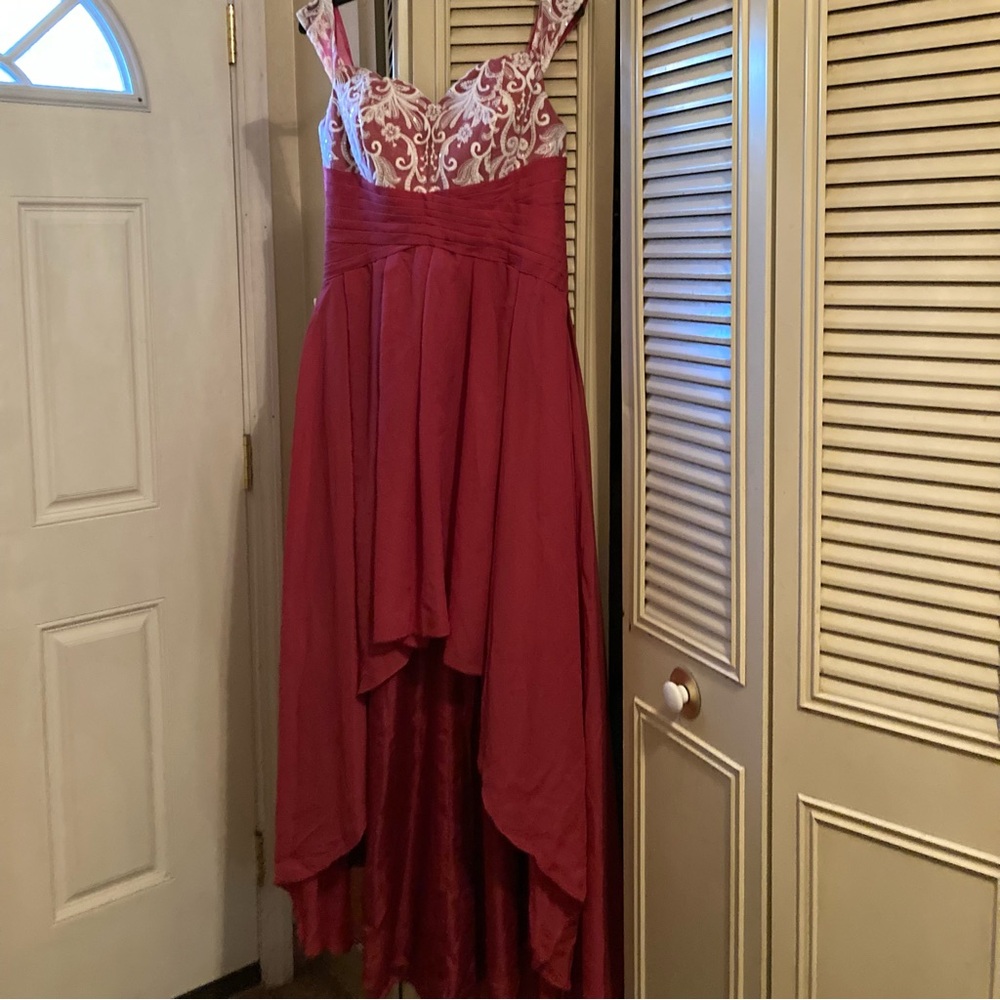 NWT wear your love sleeveless high/low dark pink/plum dress, women’s size 14.